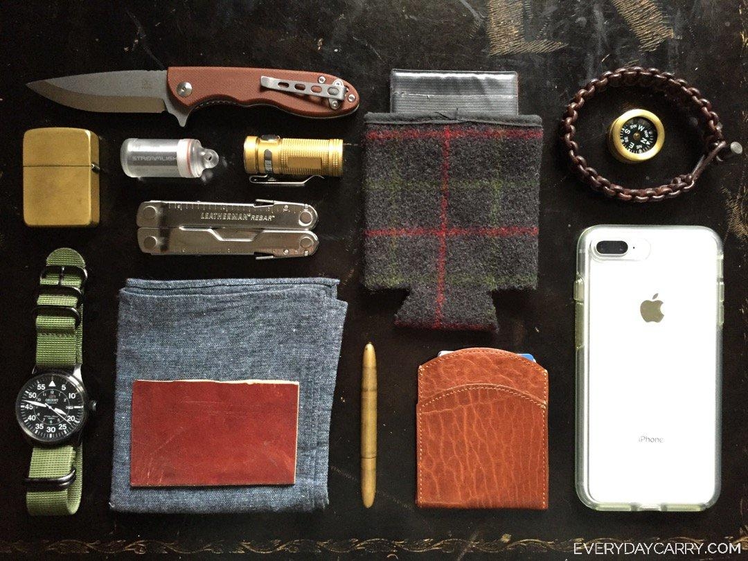 Everyday Carry Iowa/Iowa Grizzly Woodcraft Traditional Materials