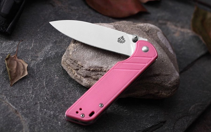 Best Flip & Pocket Knives reviewed by Everyday Carry Everyday Carry