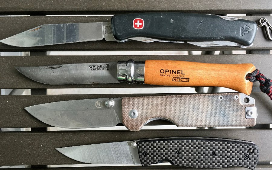 Best Flip & Pocket Knives reviewed by Everyday Carry Everyday Carry
