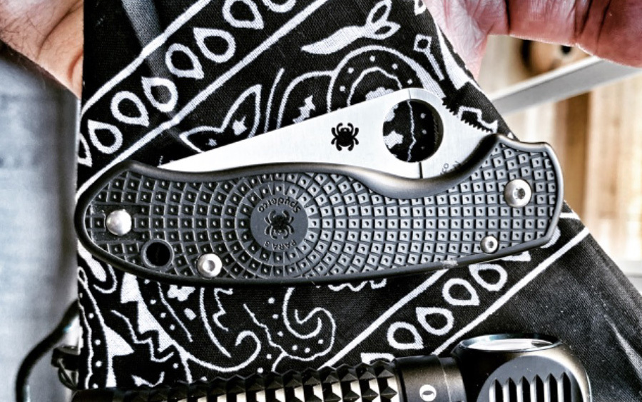 5. Spyderco Para 3 Lightweight
